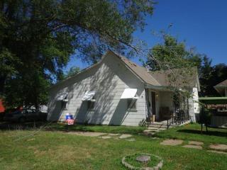 6 Kaskaskia St, Paola, KS 66071-1559
