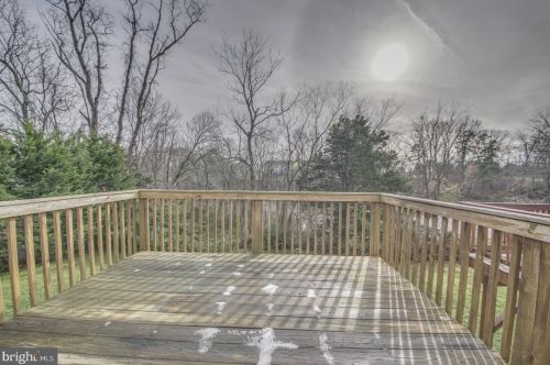 30 Bayhill Ct, Blenheim, NJ 08012-5442