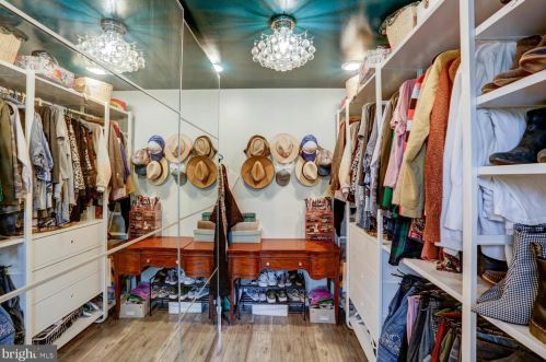 2502 Saddle Dr, Lancaster PA  17601-4827 exterior