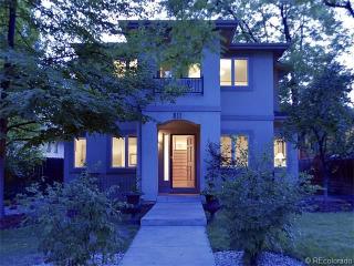 811 Detroit St, Denver, CO 80206-3835