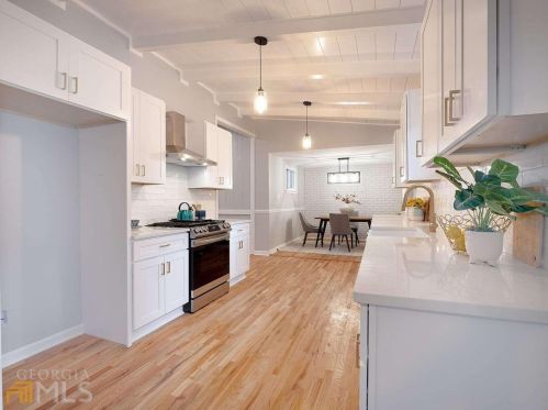 2114 Drew Vly Rd, Atlanta GA  30319-3918 exterior