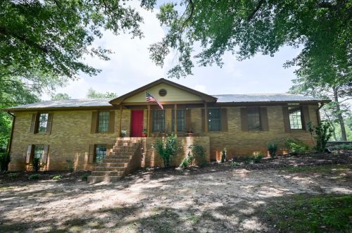 1848 Christian Cir, Conyers GA  30013-3022 exterior