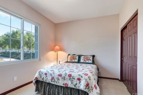 16523 Owl Tree Rd, Riverside CA  92504-9700 exterior