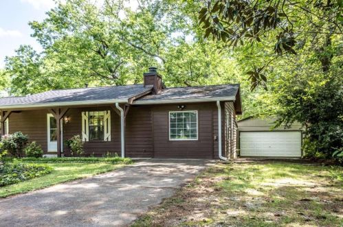 15 Carriage Cir, Stockbridge GA 30281-1335 exterior