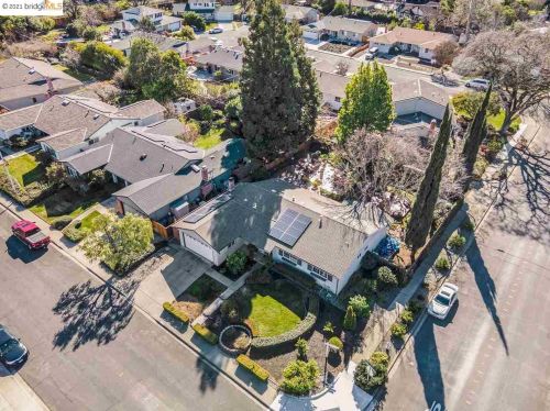 735 San Simeon Ct, Concord CA  94518-2316 exterior