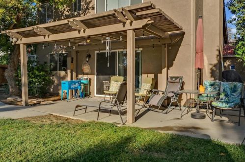 781 Bluff Dr, Los Banos CA  93635-5127 exterior