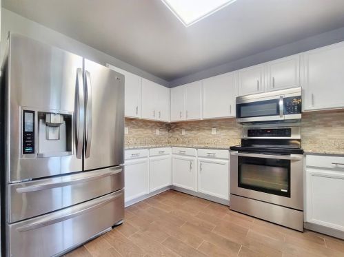 110 Hays Forest Cv, Webberville TX  78621-5823 exterior