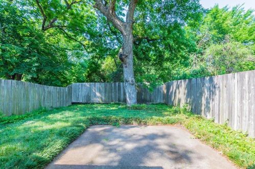 808 Clarissa Pl, Garland TX 75040-5943 exterior