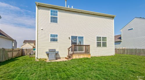1711 Rockport Rd, Pingree Grove IL  60140-9064 exterior