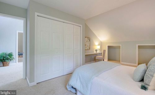 285 Michener Ct, Severna Park MD 21146-2051 exterior