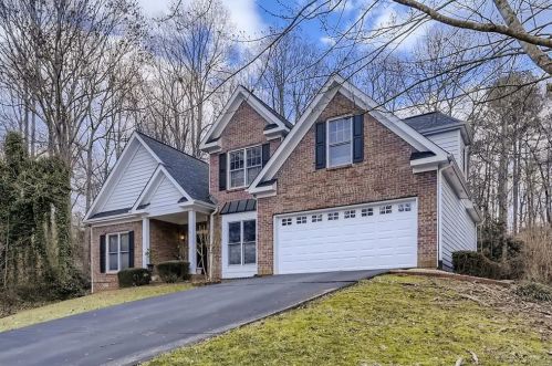 5085 Puritan Dr, Buford, GA 30518-5910