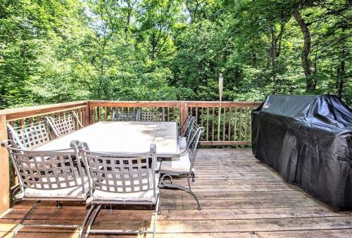 205 Fieldsborn Ct, Atlanta GA  30328-1039 exterior
