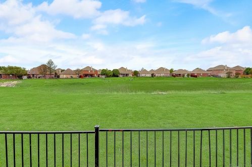 5859 Misty Breeze Dr, Fort Worth TX  76179-5274 exterior