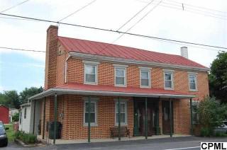 64 Main St, Carlisle PA  17015-9505 exterior