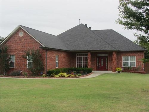4006 Driftwood Cir, Harrah, OK 73045-5802