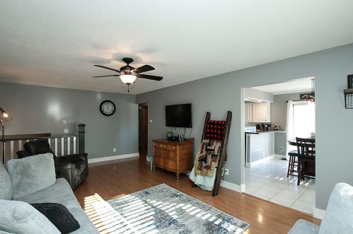 320 Linden St, Evan, MN 56085-1756
