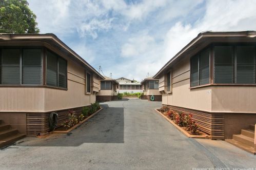 742 19th Ave, Honolulu HI  96816-4502 exterior