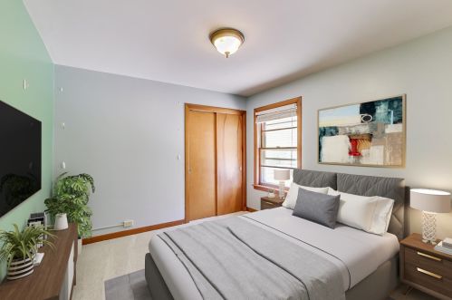 7049 Keeney St, Niles IL  60714-3037 exterior