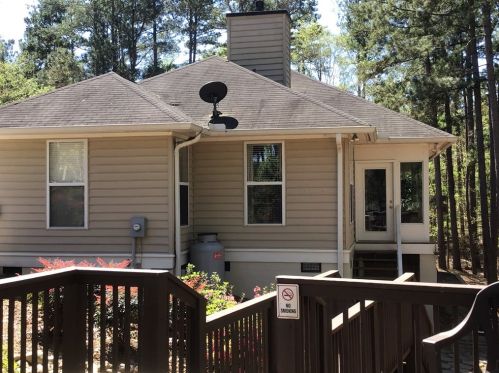 6 Caravel Cir, Mc Cormick, SC 29835-3222