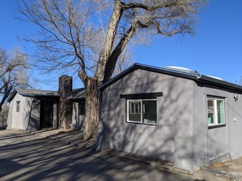 112 Greenman Dr, Pueblo, CO 81005-1130