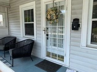 2212 Hannaford Ave, Cincinnati, OH 45212-1612