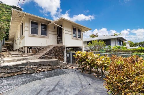 1955 9th Ave, Honolulu, HI 96816-2905