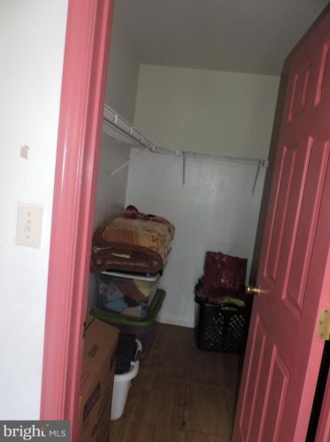 1053 Sterling Pl, Lancaster PA  17603-8839 exterior