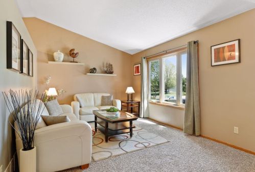 9138 Duckwood Trl, Saint Paul MN  55125-8860 exterior