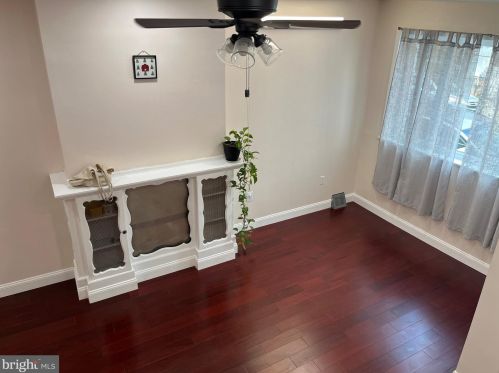 1831 16th St, Philadelphia, PA 19145-2202