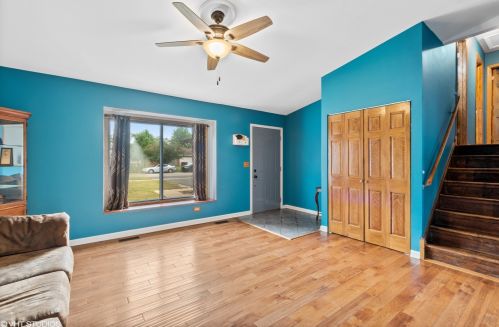 2413 Kerry Winde Dr, Mokena, IL 60451-2537