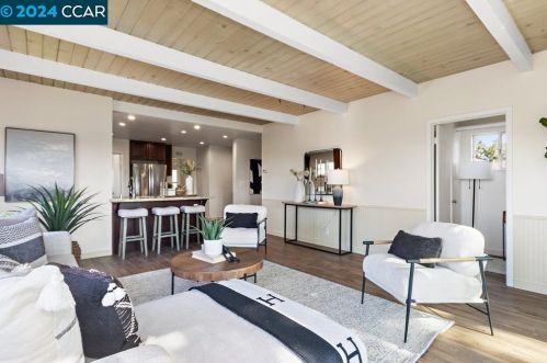 1945 Encima Dr, Concord CA  94519-2207 exterior