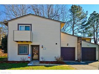 15 Hardwick Cir, Chesapeake, VA 23320-2427