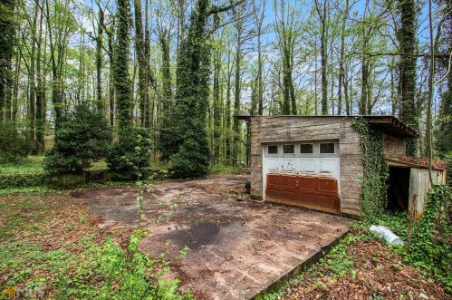 5115 Derrick Rd, Atlanta GA  30349-1614 exterior