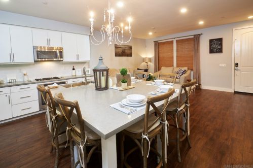1714 Fairlead Ave, Carlsbad, CA 92011-3611