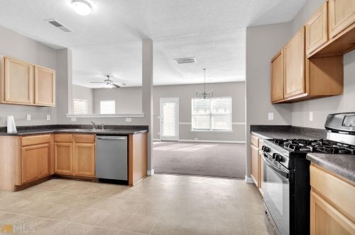 1590 Danube Ct, Atlanta GA  30349-5436 exterior