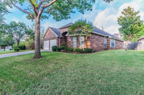 7974 Belladonna Dr, Fort Worth TX  76123-1837 exterior