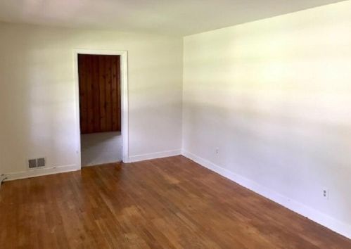 2314 Orchard St, Cayce-West Columbia SC  29033-2521 exterior