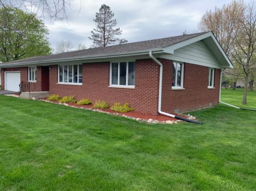 110 Fairlane Dr, Hebron, IN 46341-8712