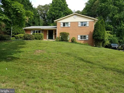 1029 Cresthaven Dr, Silver Spring, MD 20903-1602