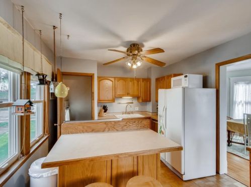 123 Bates Ave, Saint Paul MN  55106-6328 exterior