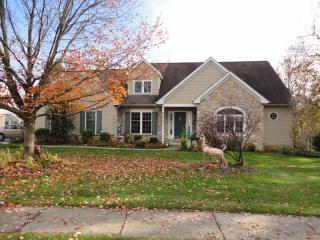 1802 Old Farm Ln, Lancaster, PA 17602-4056
