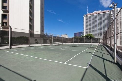 1650 Ala Moana Blvd, Honolulu HI  96815-1432 exterior