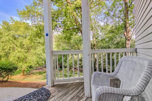 501 Countryside Pl, Smyrna GA  30080-8237 exterior