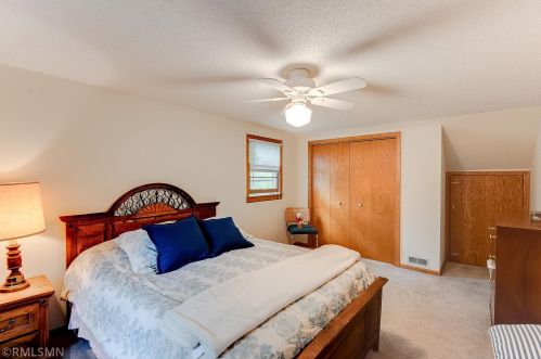 385 3rd Ave, Saint Paul MN  55112-7844 exterior