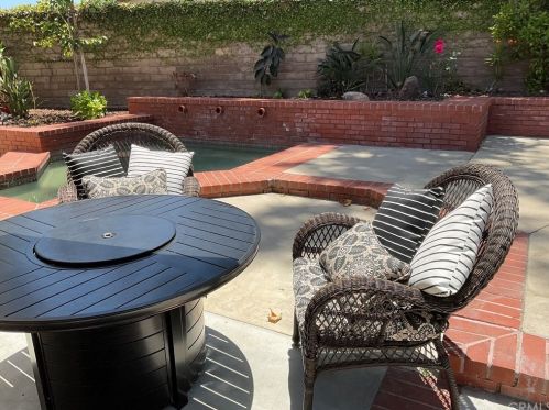 36 Sunlight, Irvine CA  92603-3724 exterior