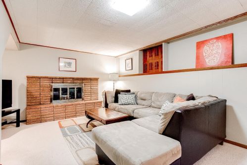 165 Hawes Ave, Saint Paul MN  55126-6205 exterior