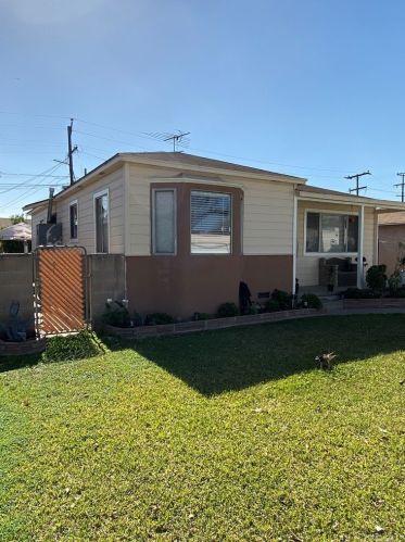 207 Fremont Sq, Montebello, CA 90640-4834