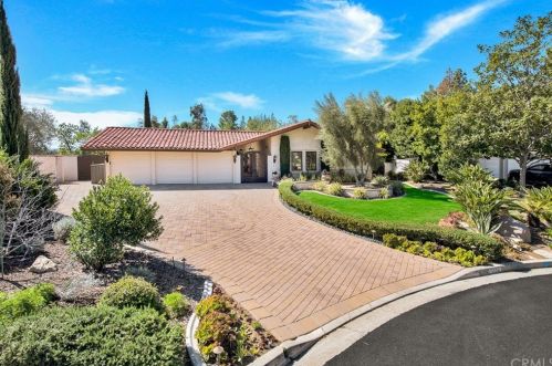 1832 Whitestone Ter, Santa Ana, CA 92705-2557