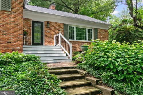 6 Severn River Rd, Severna Park, MD 21146-4658