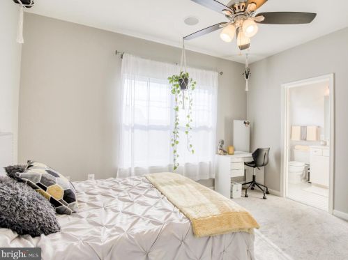 395 Lord Fairfax St, Charles Town WV 25414-2529 exterior